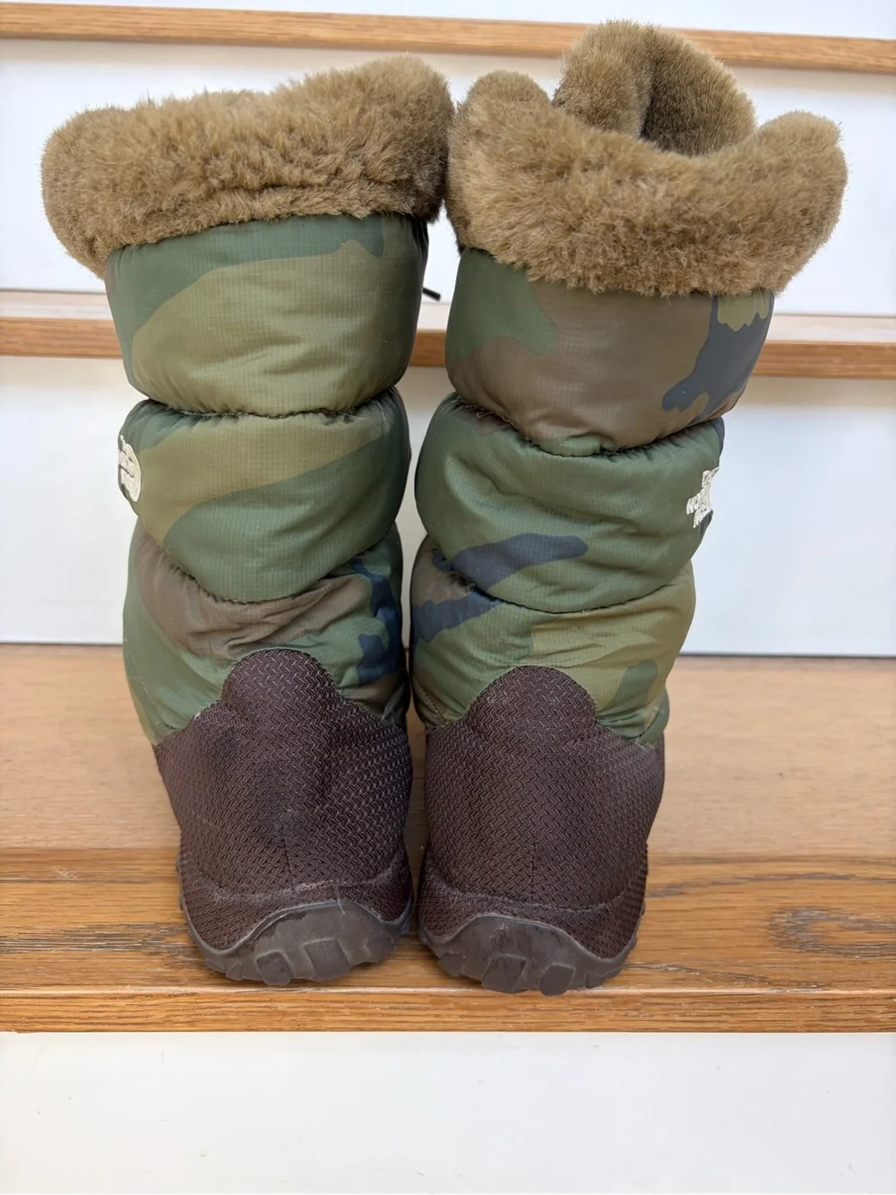 The North Face Camo Nuptse Goose Down Winter Boots Faux Fur Trim Size 11